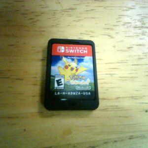 Pokemon Let's Go Pikachu. Nintendo switch game.